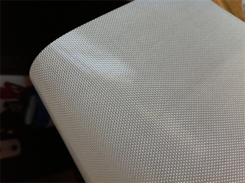 硅膠皮和科技布的區(qū)別有哪些 硅膠皮和科技布的區(qū)別有哪些